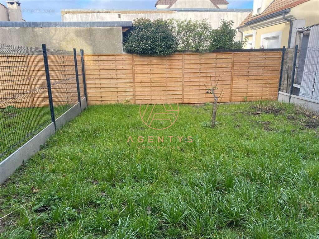 Maison à CHAMPIGNY-SUR-MARNE