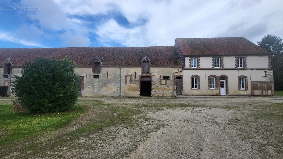 Maison à BRAY-SUR-SEINE