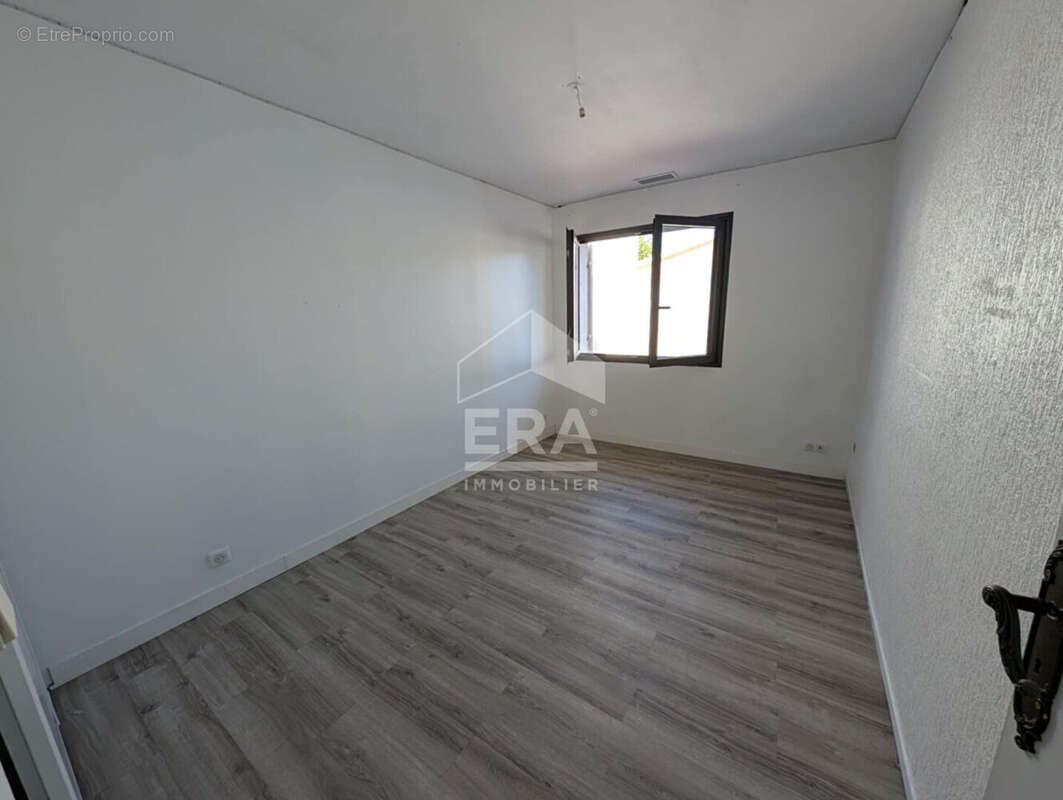 Maison à MONTPON-MENESTEROL