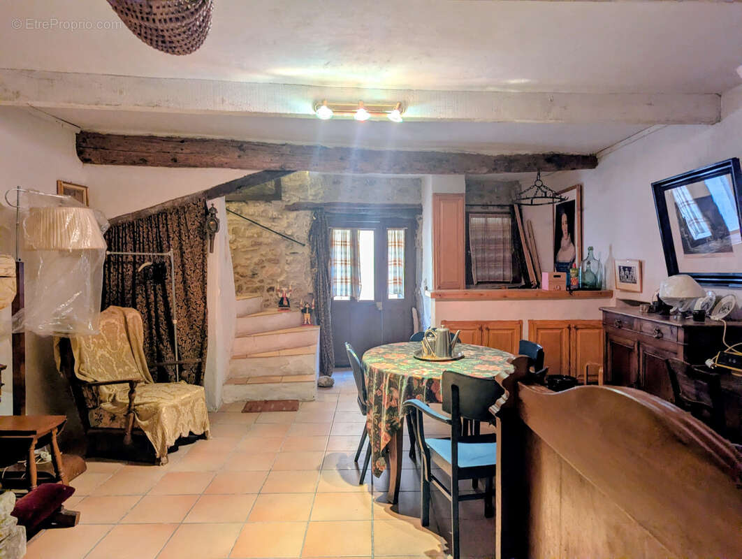 Maison à PARAZA