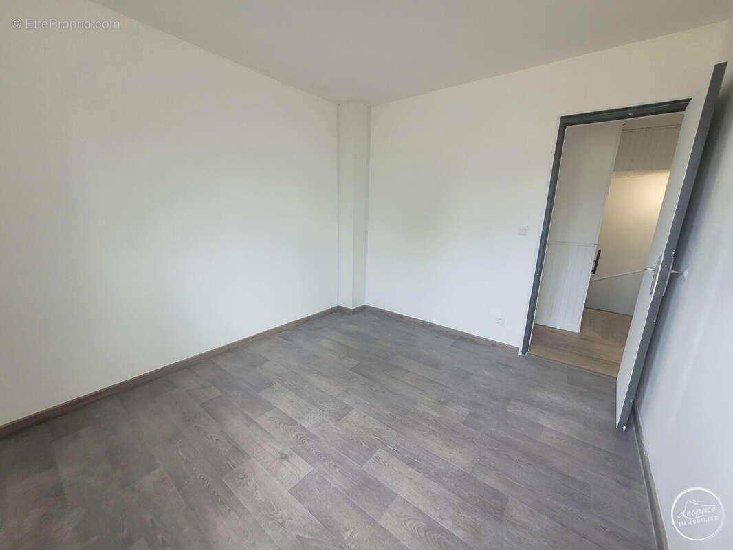 Maison 87 m² à Calais  - photo 6