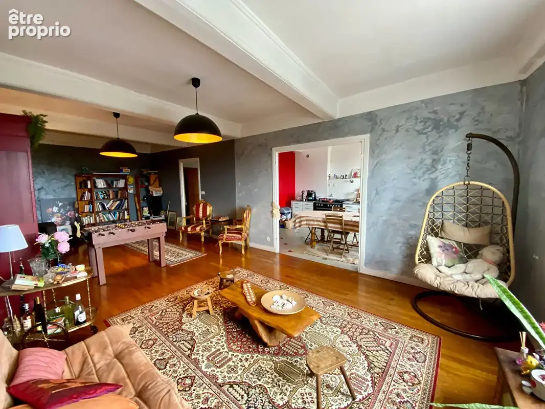 Maison Neyron 5 pièces 170.36 m2 centre ville - photo 1