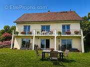 Maison à LOUYE