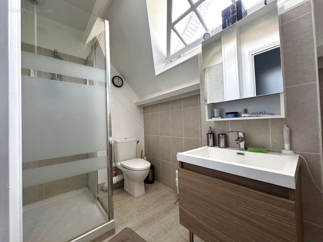 Maison à LA CHAPELLE-EN-SERVAL