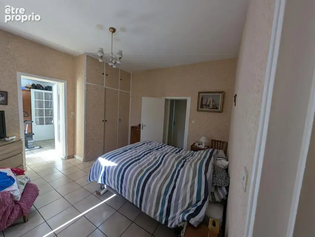 Maison 125 m² avec jardin 632 m² Floirac Plateau 290 000€ - photo 7