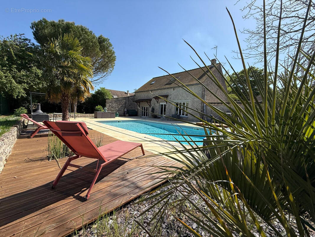 Maison à ETAMPES