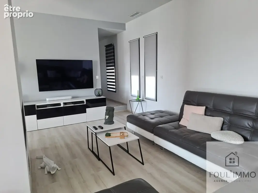 AGEN : Villa 195 m2 contemporaine avec vue dominante, piscine, espaces extérieurs aménagés - photo 4