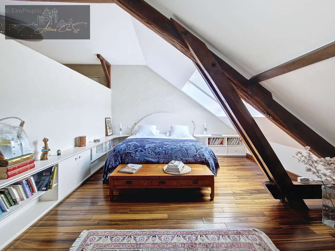 À Vendre - Maison en Pierres avec Cachet et Matériaux de Qualité - photo 7