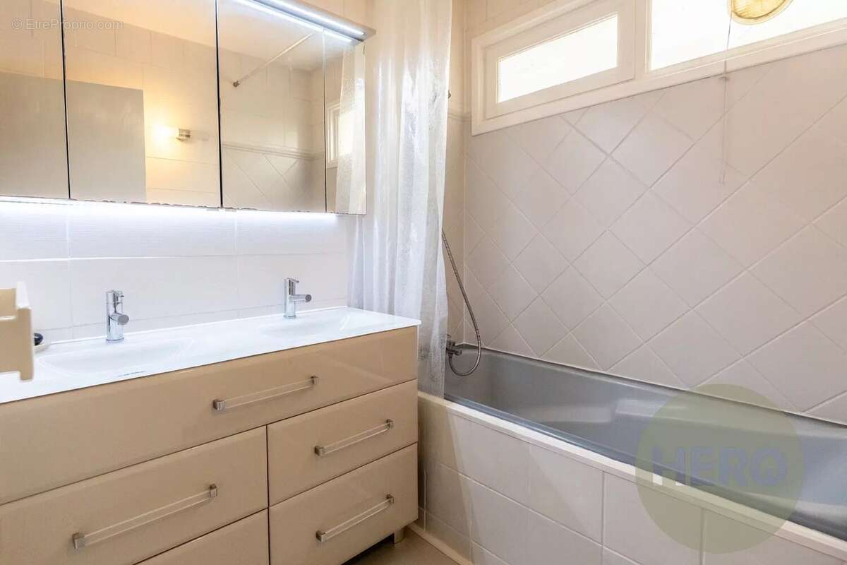 Appartement à PLAISIR