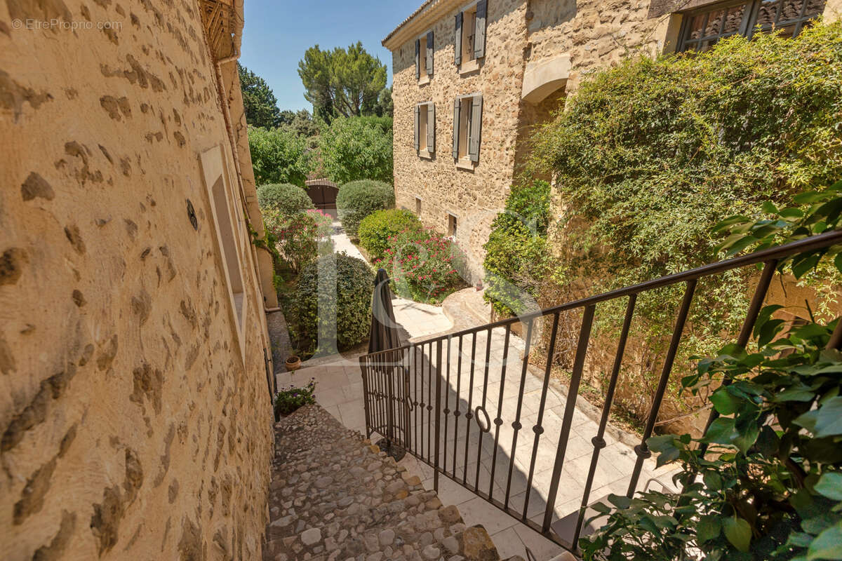 Maison à SARRIANS