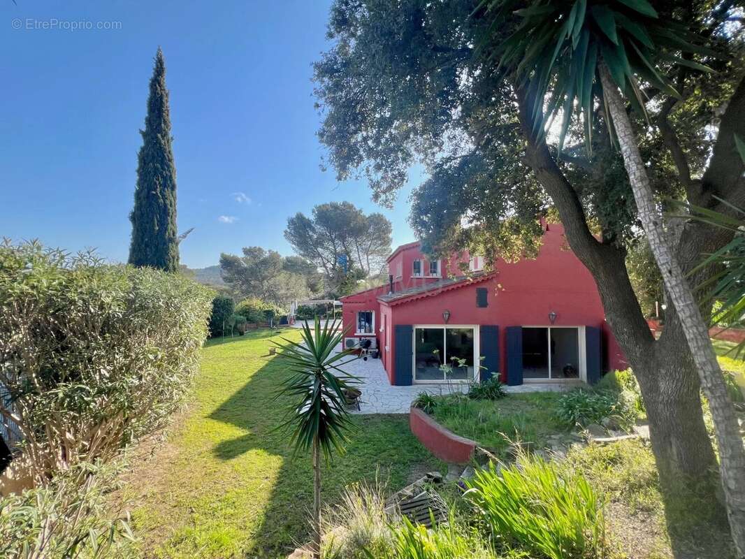 Maison à SAINT-RAPHAEL