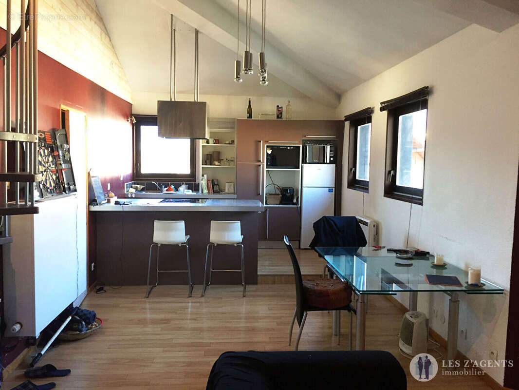 Appartement à SAINT-MARTIN-D'HERES