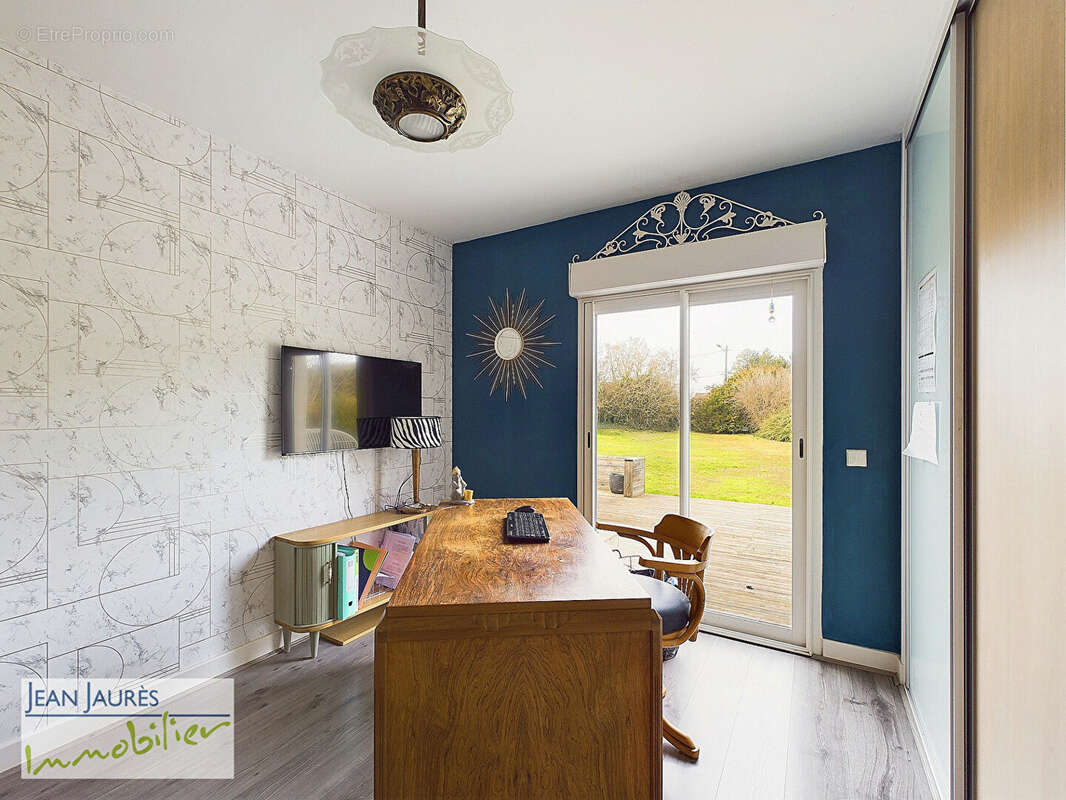 Maison à LA RIVIERE-DE-CORPS