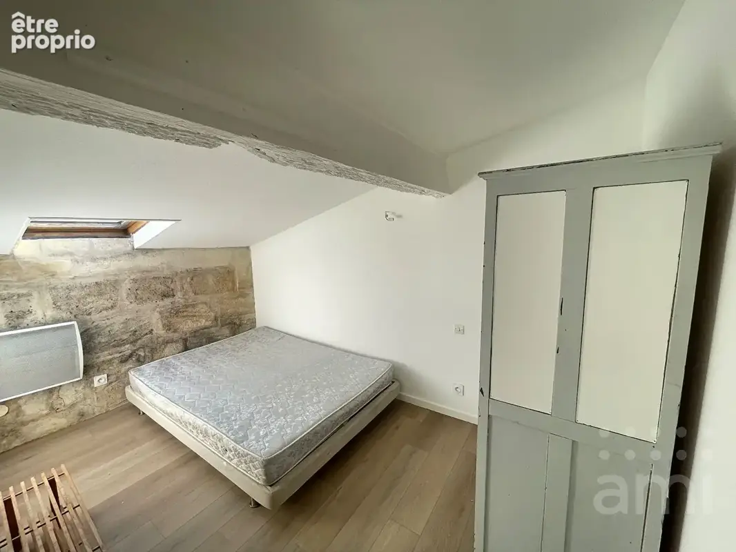 Bordeaux - Place de la Victoire : Appartement T1 bis  de 33 m2 au sol ! - photo 3