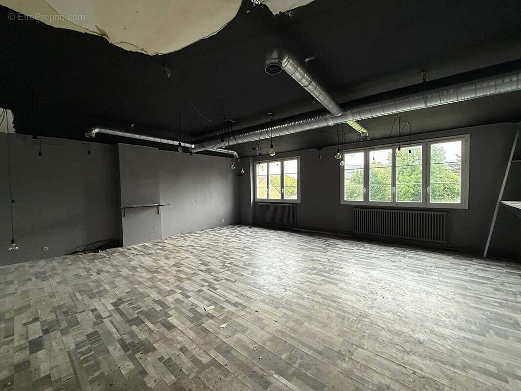 Commerce à CHATEAU-THIERRY