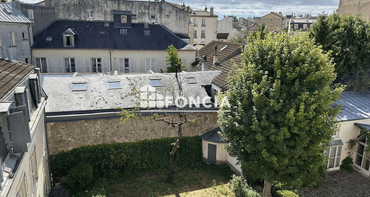 Appartement à VERSAILLES