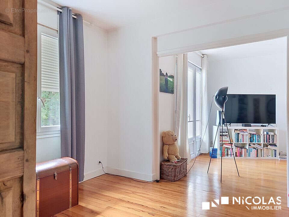 Appartement à BORDEAUX