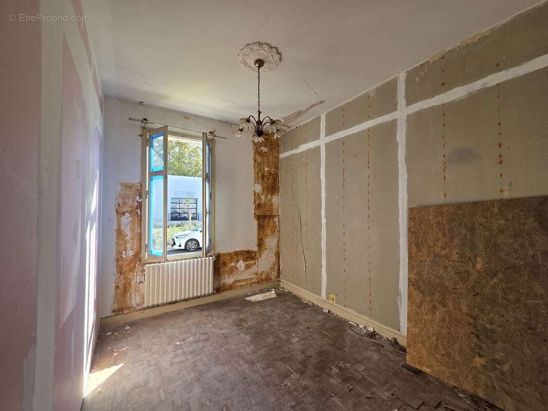 Maison à LES BILLAUX