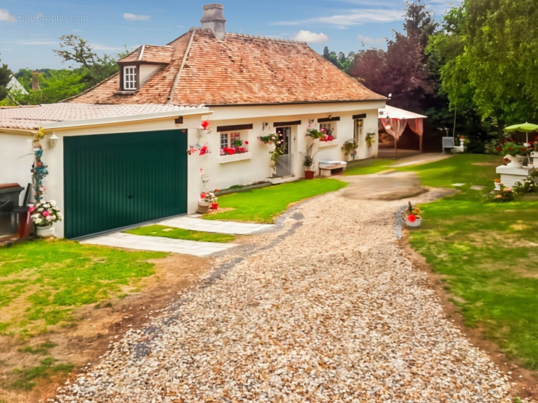 VIAGER OCCUPE - 1 Tête - Homme 74 ans -  Maison la campagne à la ville - photo 10