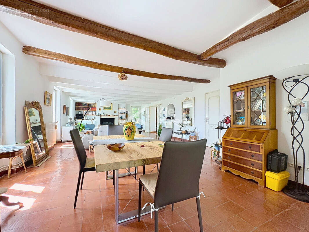 Maison à TOURVES
