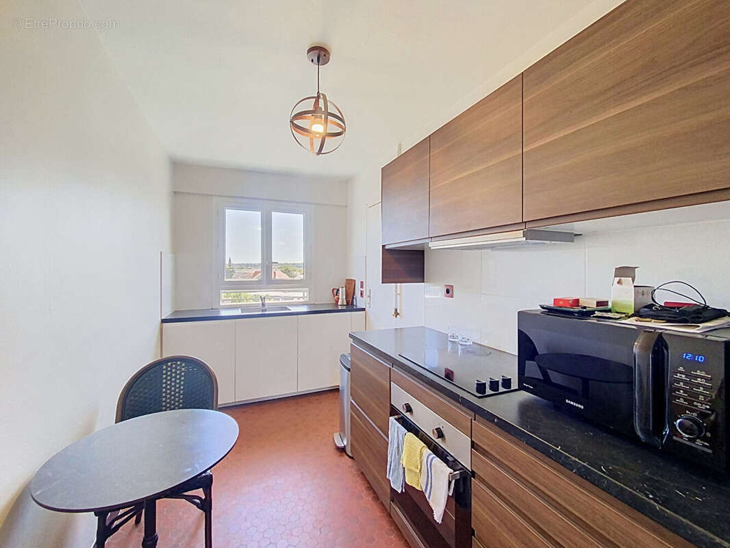 Appartement à SAINT-MAUR-DES-FOSSES