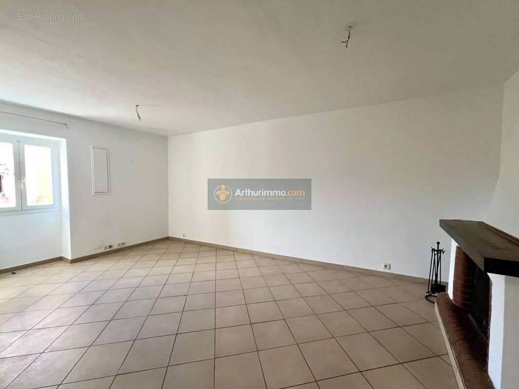 Maison à SAN-MARTINO-DI-LOTA