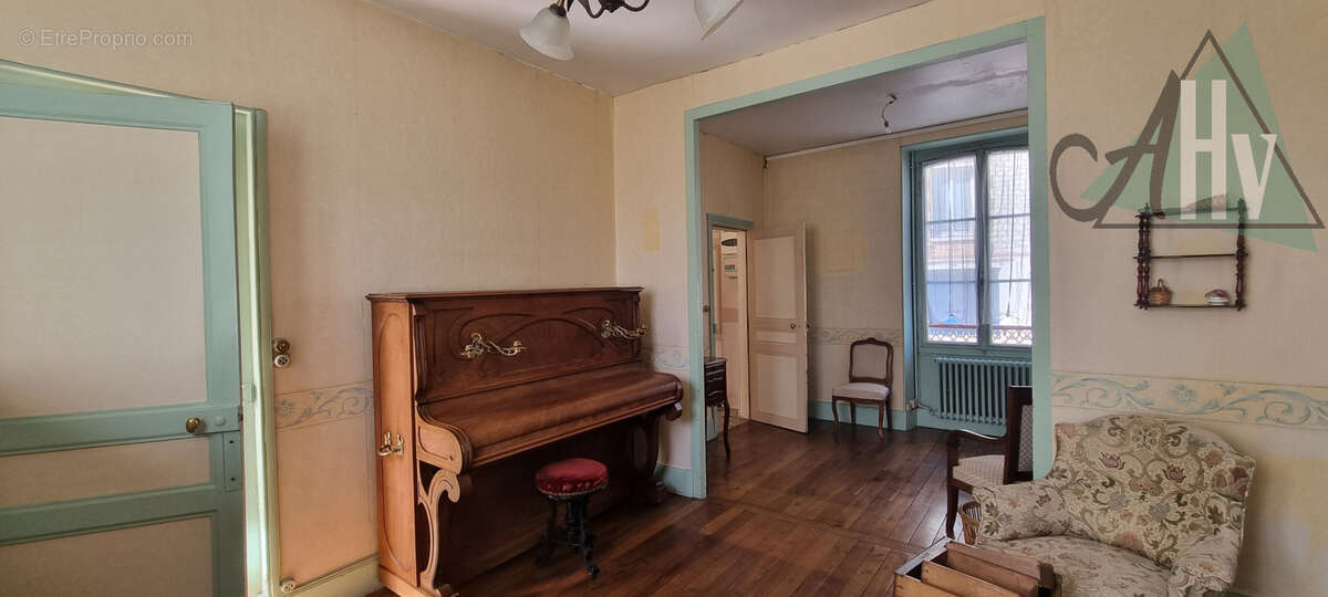 Maison bourgeoise - 150 m2 - 8 pièces - Provins - photo 6