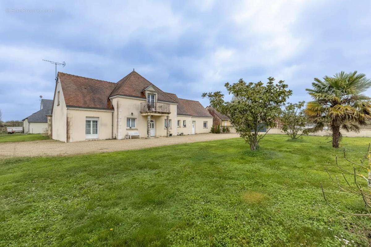 Maison à CORMERAY