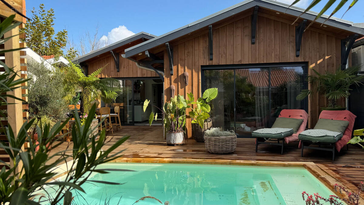 Maison à GUJAN-MESTRAS