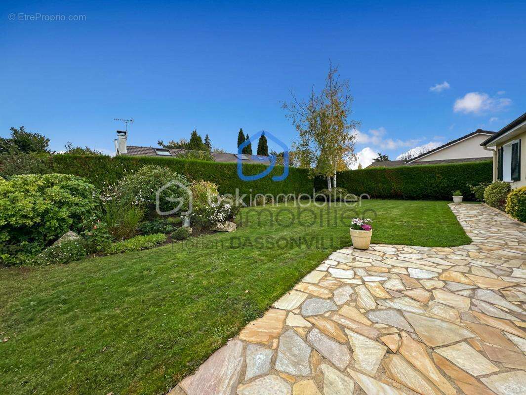 Maison PLAIN-PIED 120 m2 - 4 chambres - Terrain 586 m2 - Garage double - photo 15