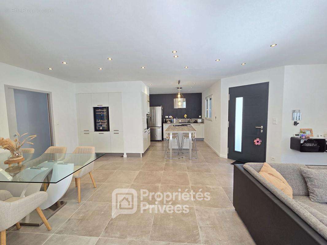 Maison 4 pièces 110 m2 - photo 6