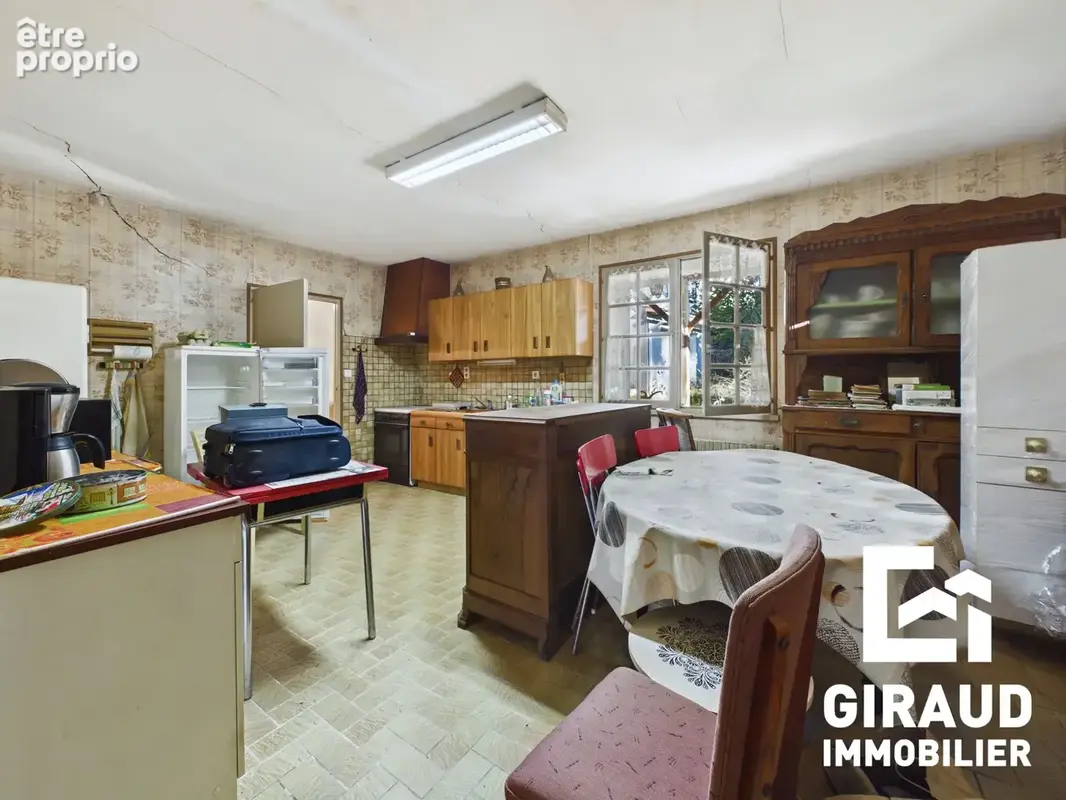 Maison 6 pièces 156 m² à vendre à Fontenay-Le-Comte (85200) - photo 6
