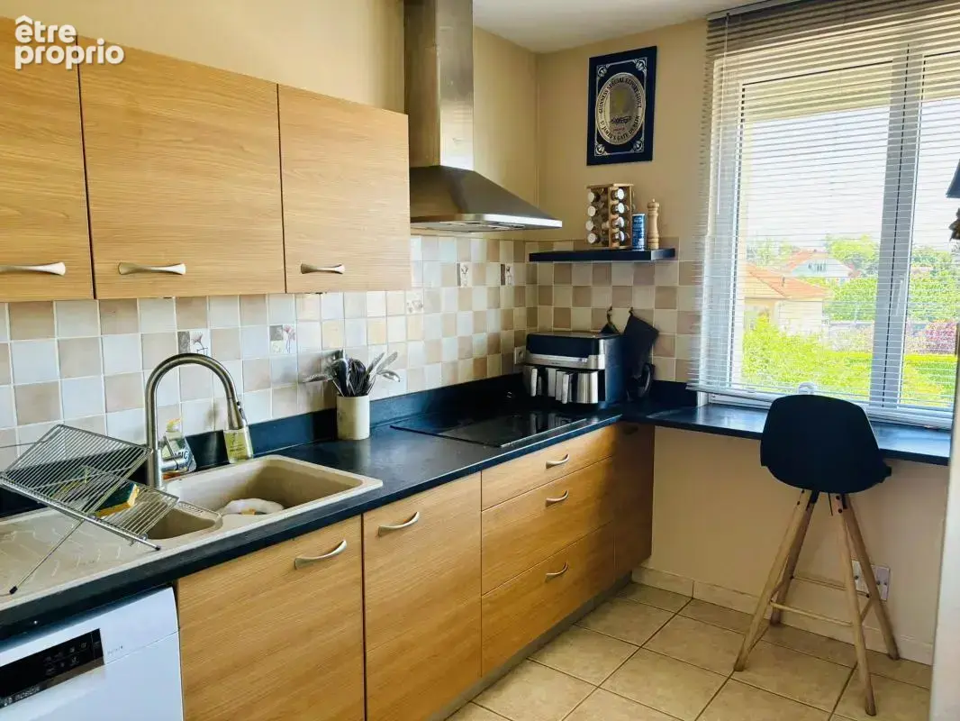 Maison 5 pièces 119 m² à vendre à Vaugneray (69670) - photo 6