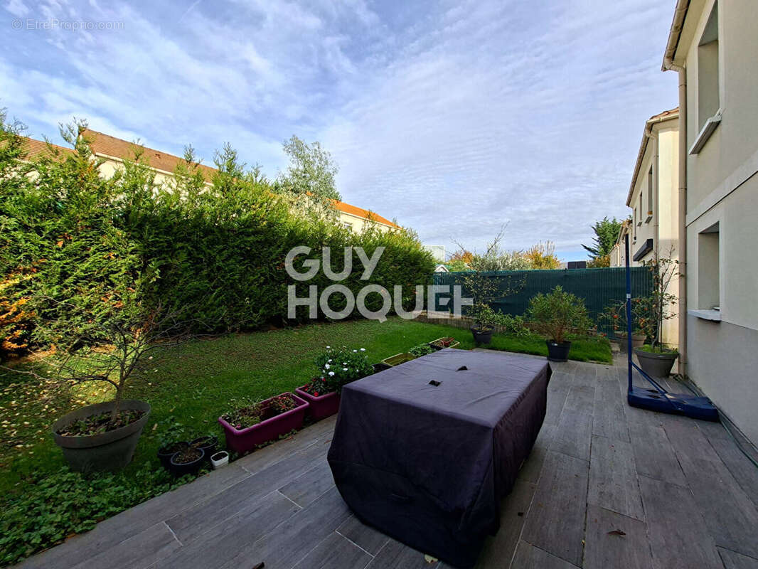 Maison à L&#039;HAY-LES-ROSES