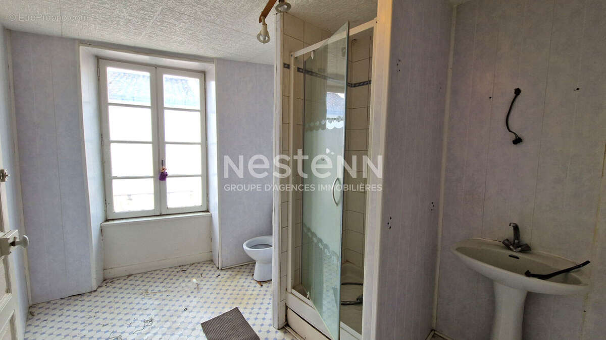 Commerce à BRANTOME