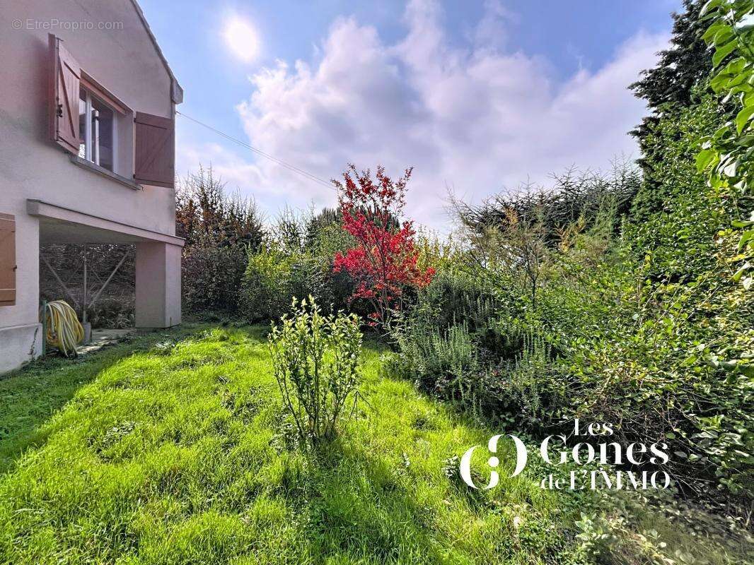 Maison à FRANCHEVILLE