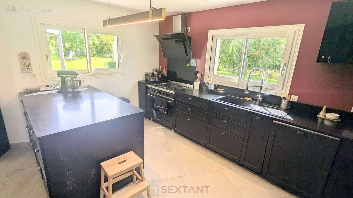 Maison à NOYAL-PONTIVY