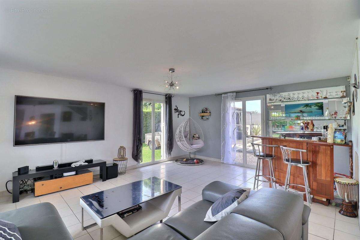 Villa de 124m² 4 chambres + piscine - photo 6