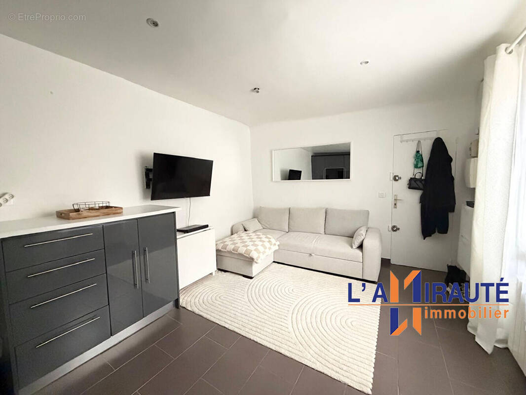 Appartement à HOUILLES