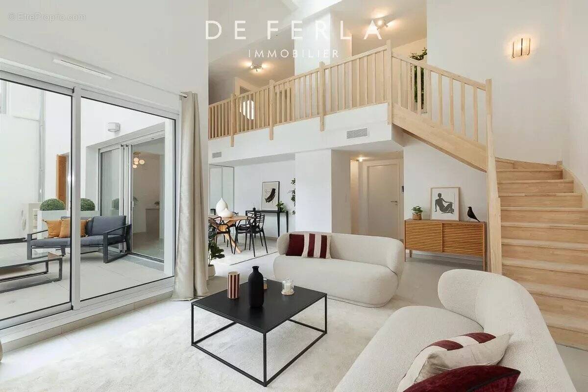 Appartement à MARSEILLE-6E