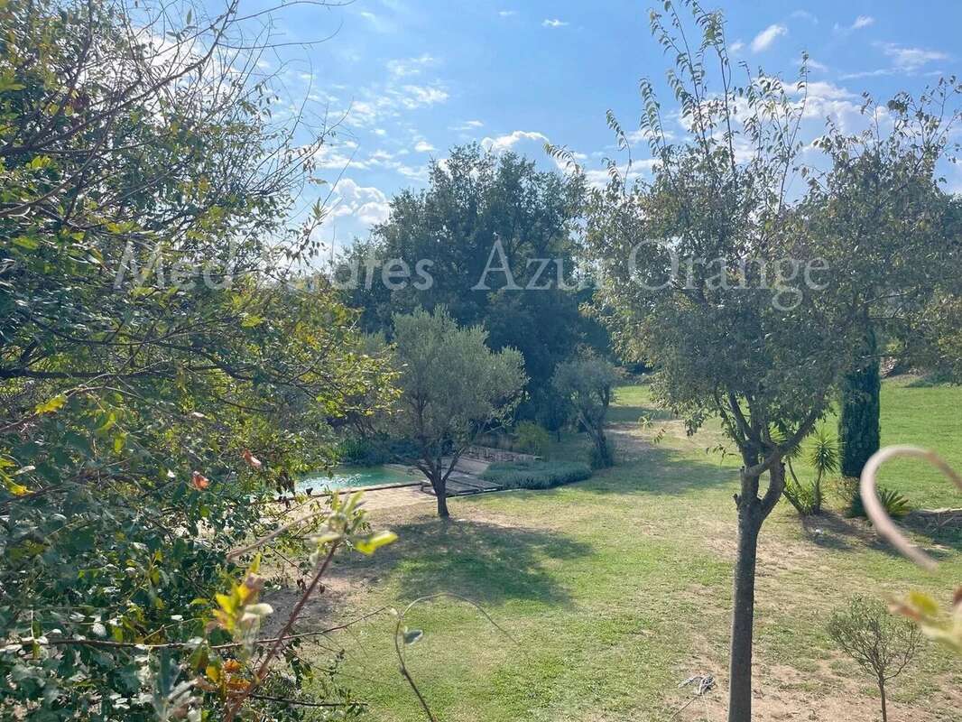 Maison à LA GARDE-FREINET