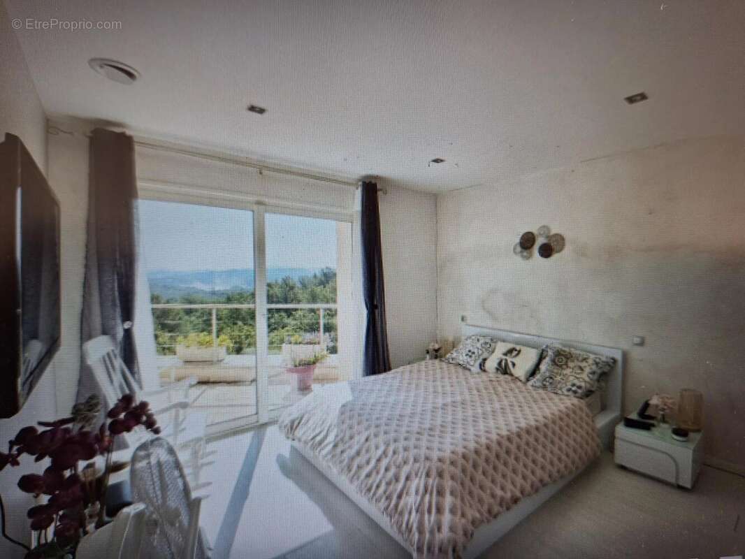 Maison à LE CANNET-DES-MAURES