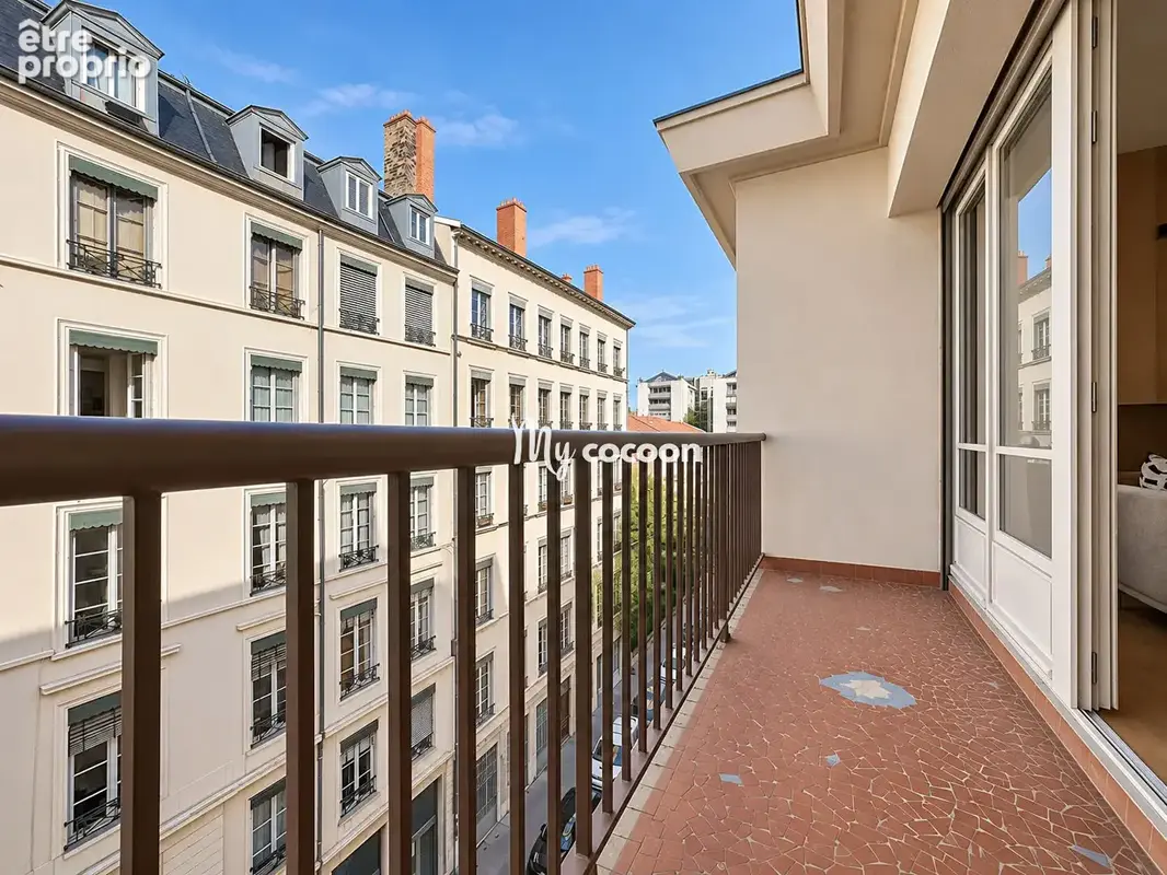 Lyon 2e Ainay - T3 - 80.35 m2 - photo 5