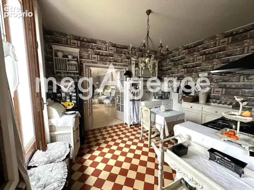 Maison familiale - 7 pièces à Neuilly Plaisance - photo 5