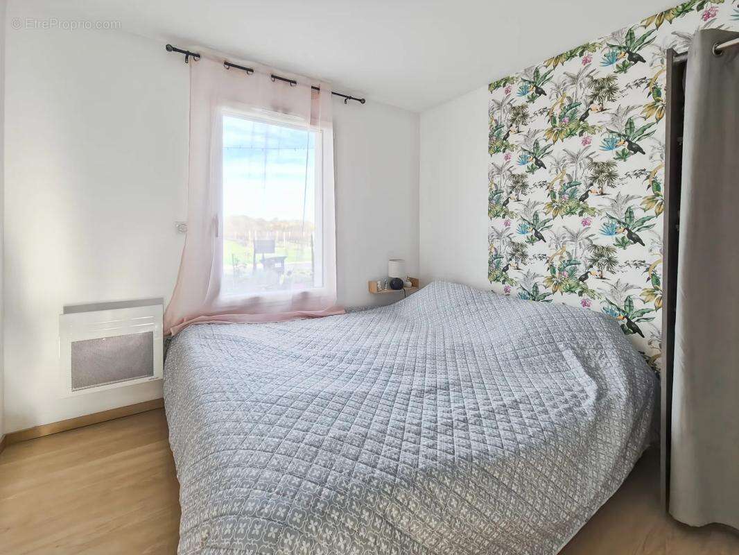 Maison à BRIZAMBOURG