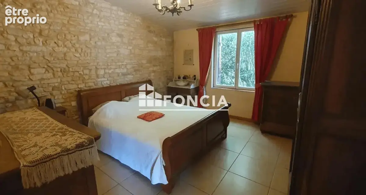 Maison de caractère en pierres et un chai indépendant à rénover - photo 5
