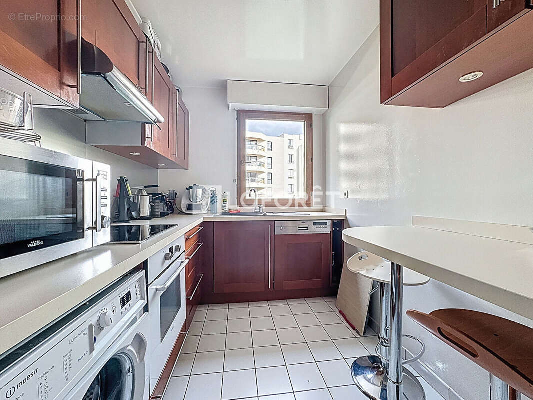 Appartement à BOURG-LA-REINE
