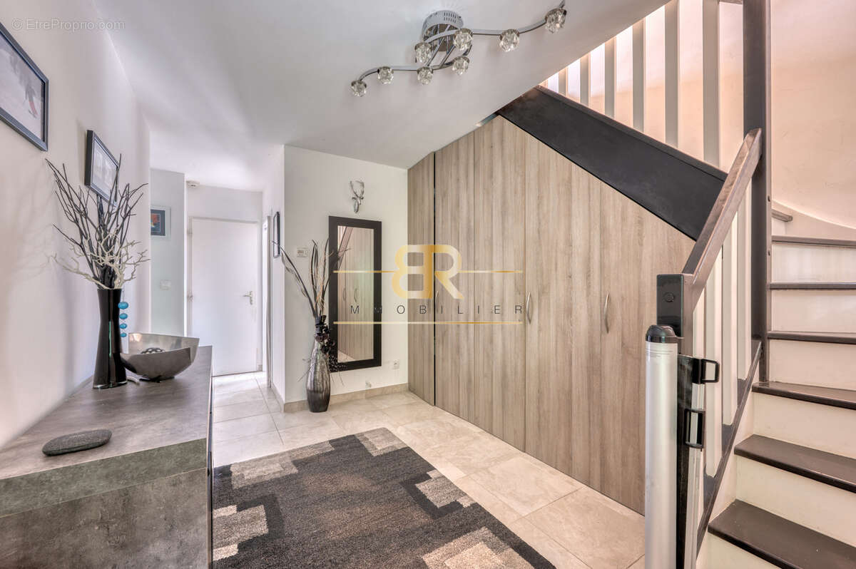 Maison à SUCY-EN-BRIE