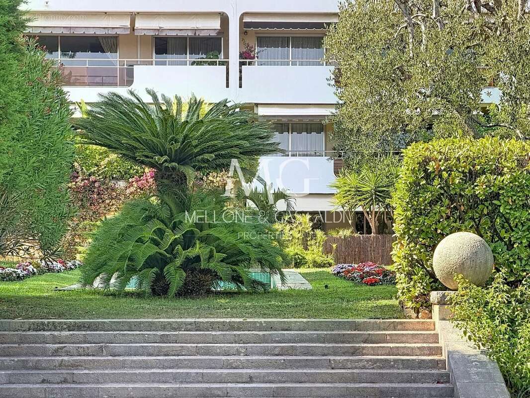 Cannes, 4p dernier étage d'angle, terrasse, aperçu mer, garage, cave - photo 15