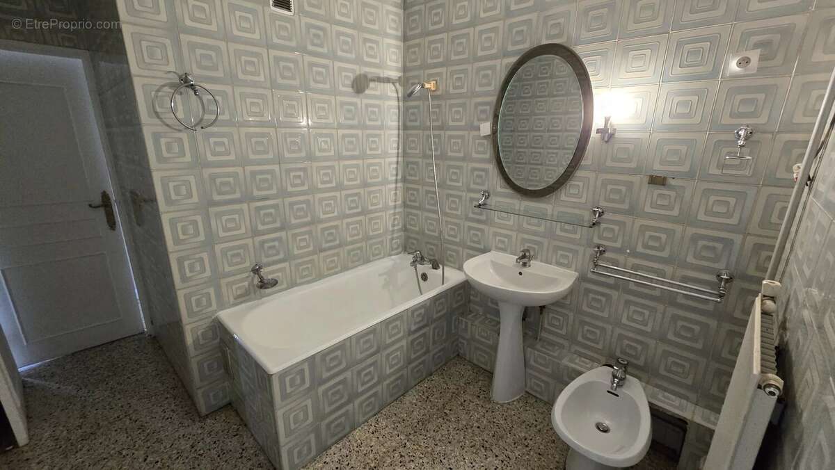 Appartement à NIMES